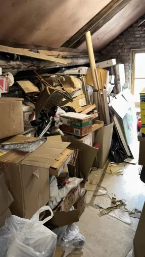 Débarras total d’un grenier sur Amiens , Amiens, Elite Débarras