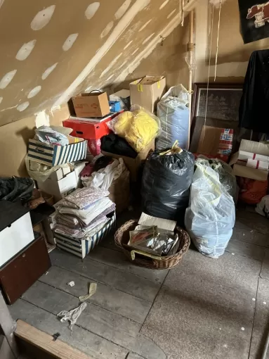 Débarras total d’un grenier sur Amiens , Amiens, Elite Débarras