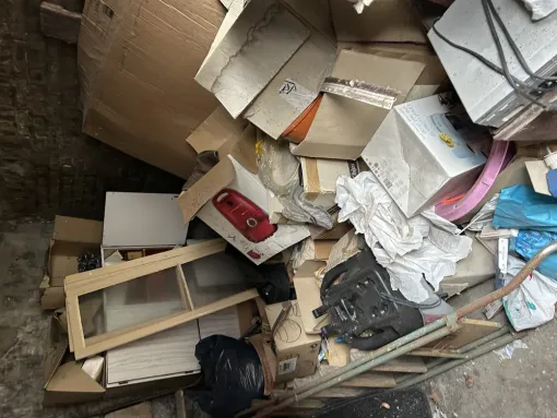 débarras d'une cave sur Amiens : 15 mètres cubes évacués en deux heures, Amiens, Elite Débarras