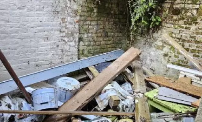 Débarras des parties extérieures d’une maison près d’Amiens , Amiens, Elite Débarras