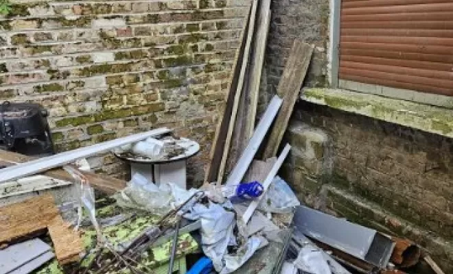 Débarras des parties extérieures d’une maison près d’Amiens , Amiens, Elite Débarras