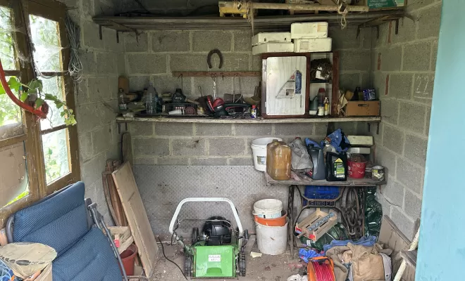 Débarras intégral des parties extérieures d'une maison sur Longueau, Amiens, Elite Débarras