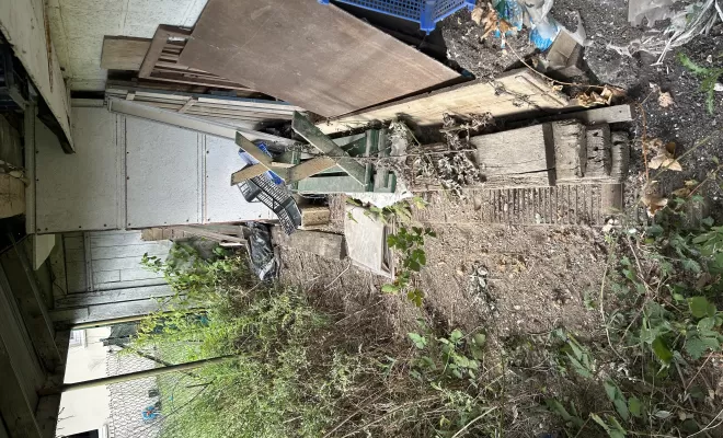 Débarras intégral des parties extérieures d'une maison sur Longueau, Amiens, Elite Débarras