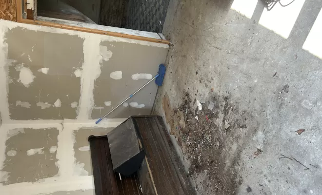 Débarras intégral des parties extérieures d'une maison sur Amiens, Amiens, Elite Débarras